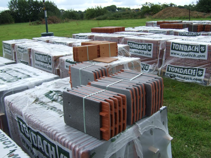 Tiles arrive at Bumpers Oast